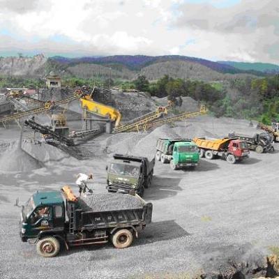 Giá đá xây dựng bị độn lên cao, người dân lãnh đủ